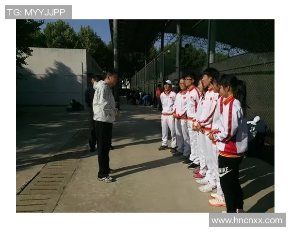 成都网球队比赛经验深度对比与分析探讨