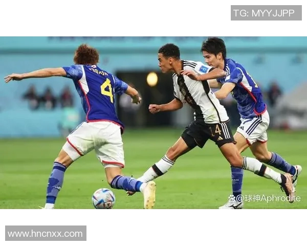 日本足球明星日常训练揭秘：从晨跑到战术演练的全方位训练生活